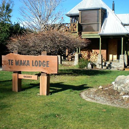 Te Waka Lodge Te Anau Buitenkant foto