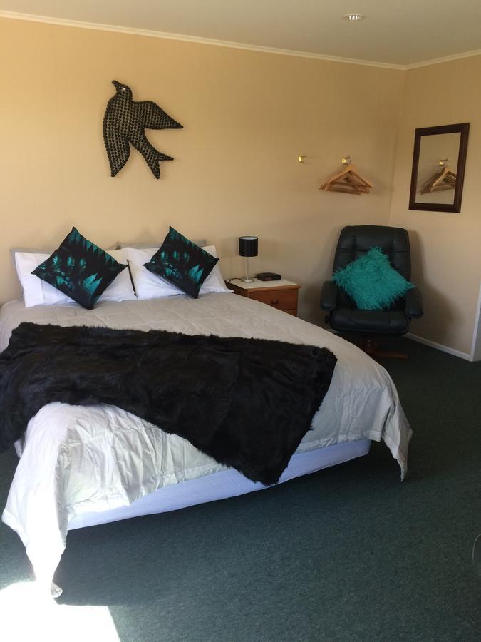 Te Waka Lodge Te Anau Buitenkant foto
